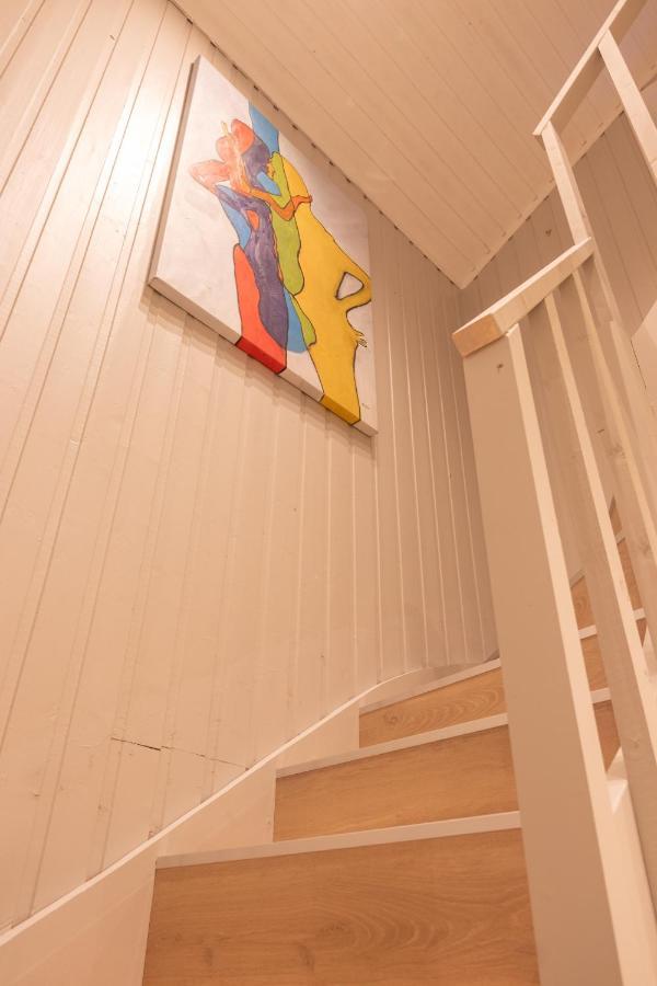 Urban And Stylish Apartment In City Centre Tromso Exterior photo